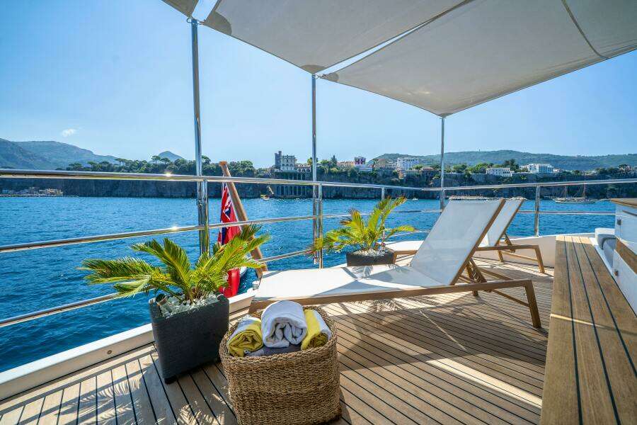 HORIZON 93ft Benetti Yacht For Sale