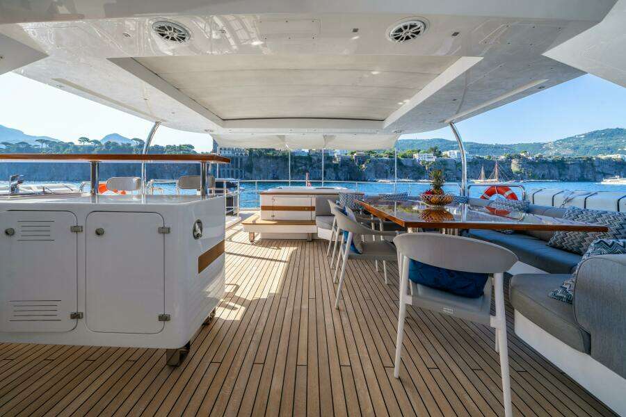 HORIZON 93ft Benetti Yacht For Sale