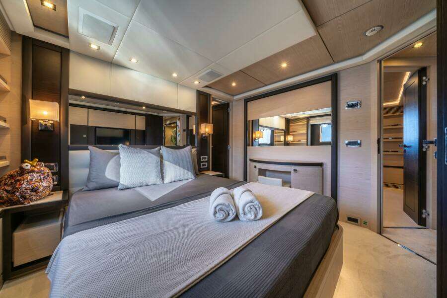 HORIZON 93ft Benetti Yacht For Sale