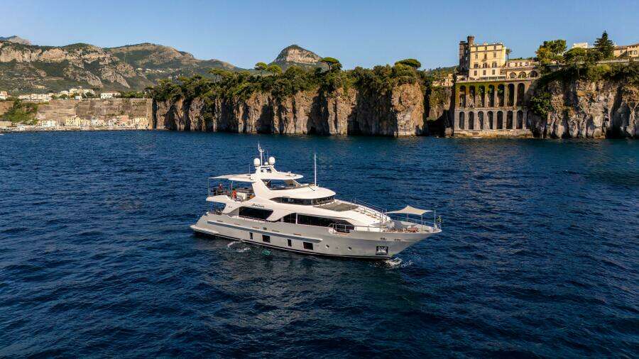HORIZON 93ft Benetti Yacht For Sale