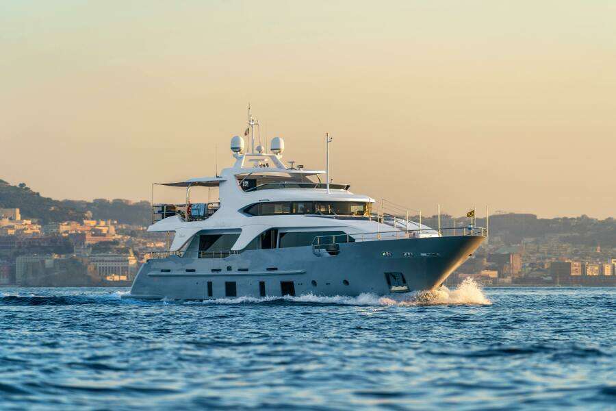 HORIZON 93ft Benetti Yacht For Sale