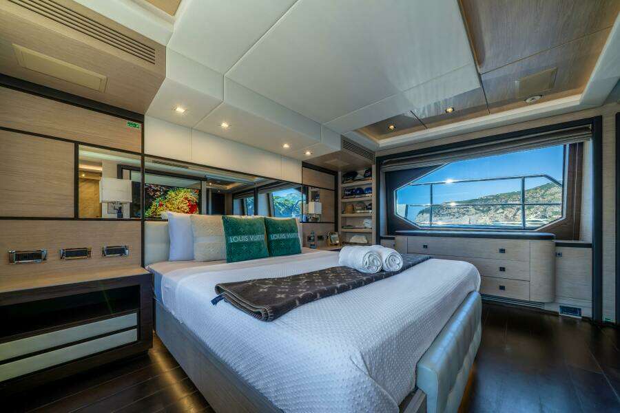 HORIZON 93ft Benetti Yacht For Sale