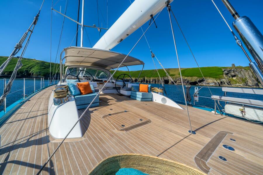 88' 2013 Oyster Yachts Oyster 885