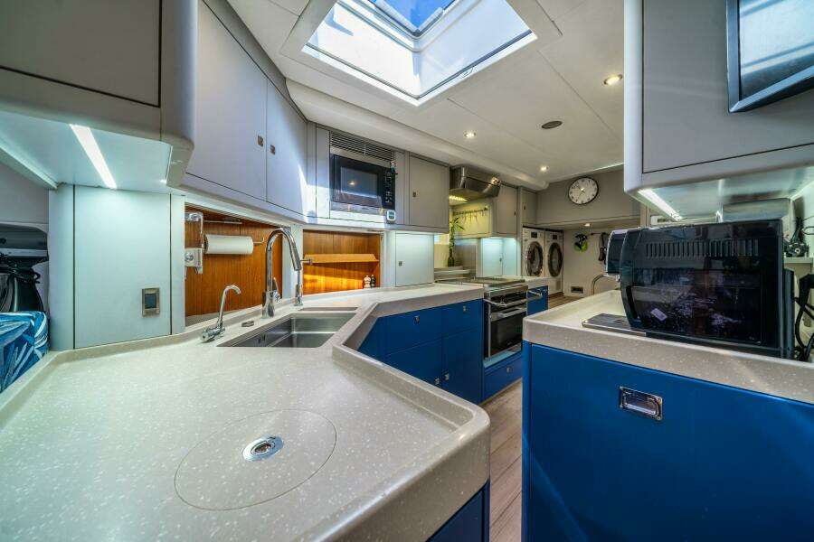 KARIBU 88ft Oyster Yachts Yacht For Sale