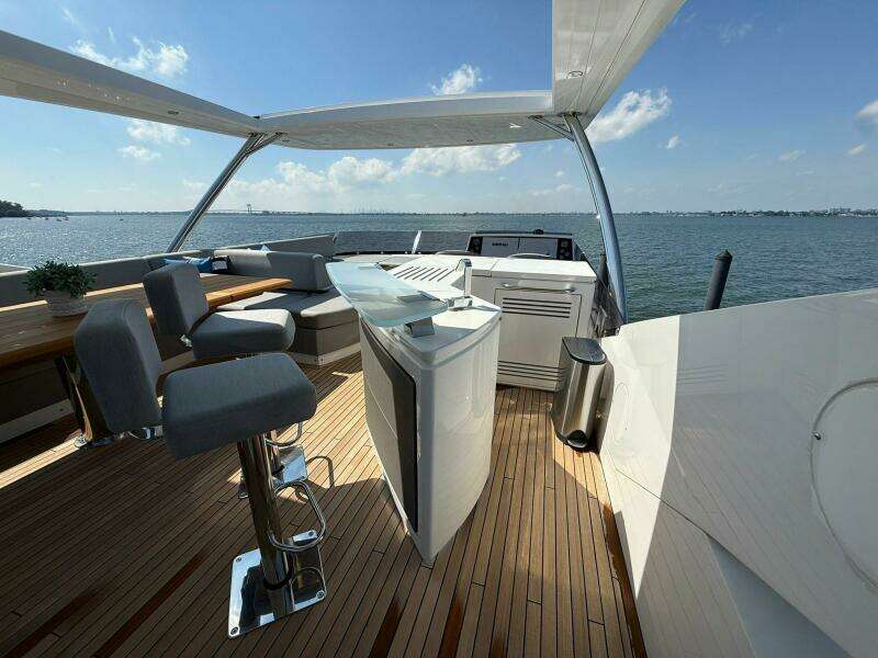 76ft Sunseeker Yacht For Sale