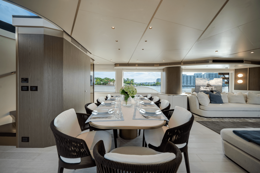 84ft Azimut Yacht For Sale