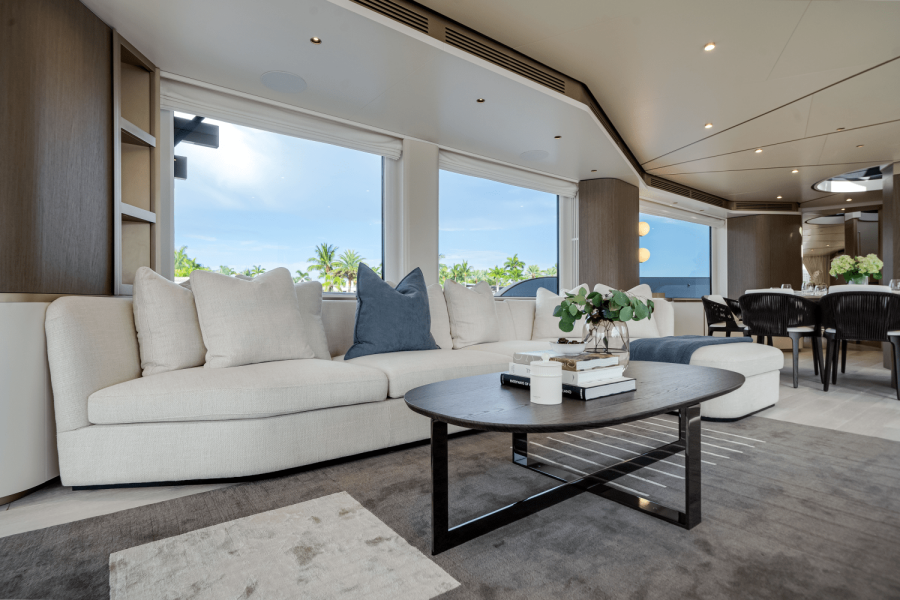 84ft Azimut Yacht For Sale