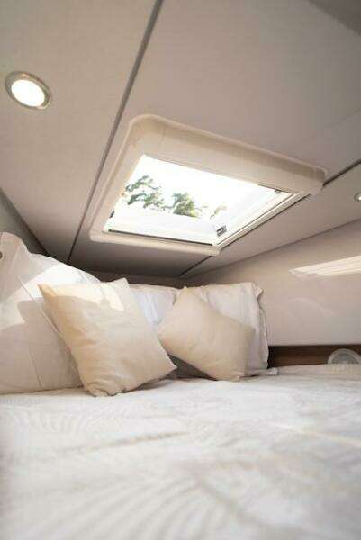 32ft Virtue Yacht For Sale