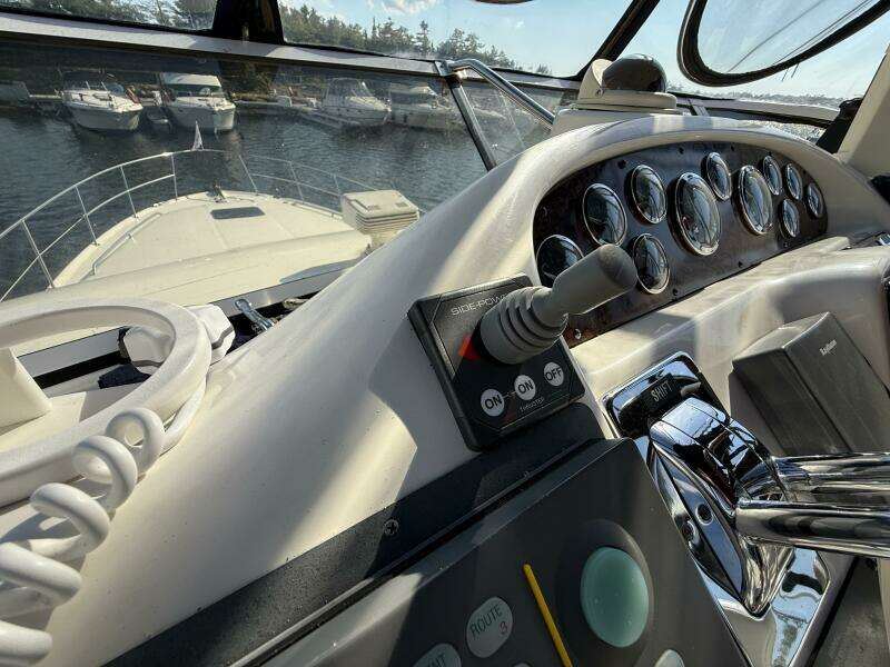 Sweet Spot 40ft Sea Ray Yacht For Sale