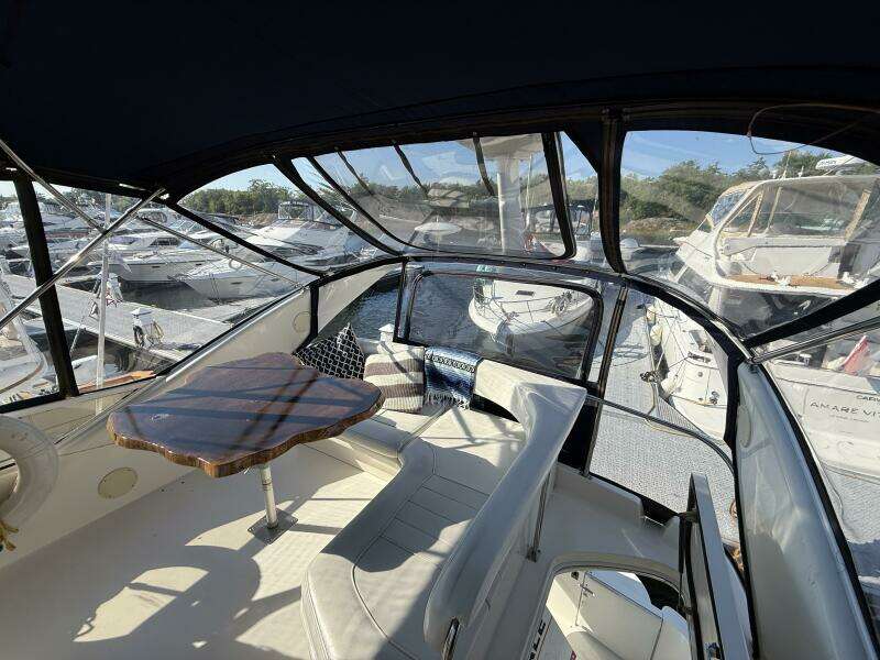 Sweet Spot 40ft Sea Ray Yacht For Sale