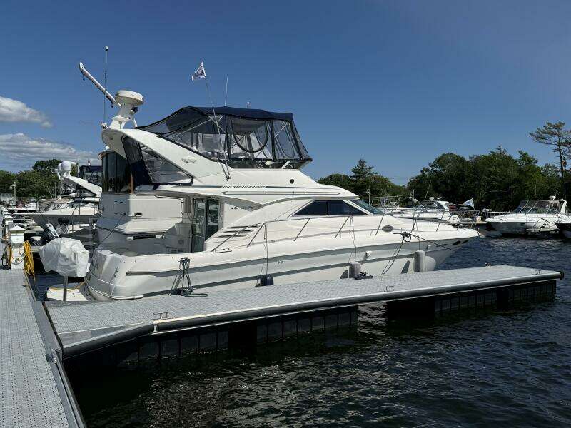 Sweet Spot 40ft Sea Ray Yacht For Sale