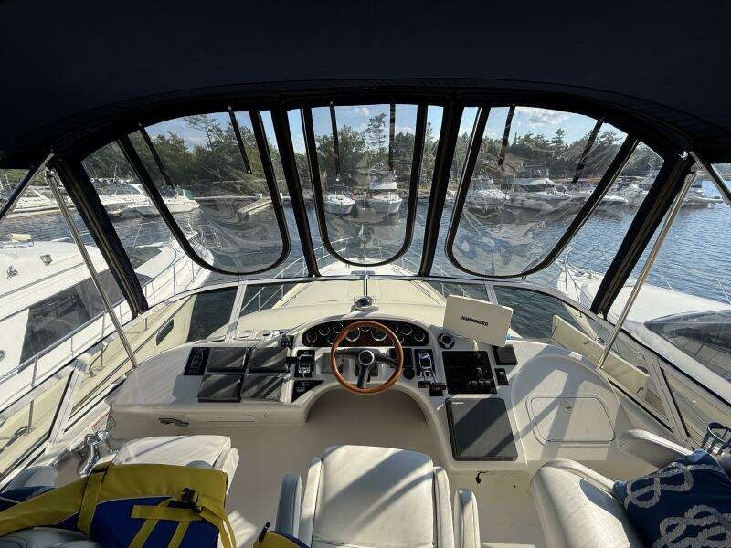 Sweet Spot 40ft Sea Ray Yacht For Sale