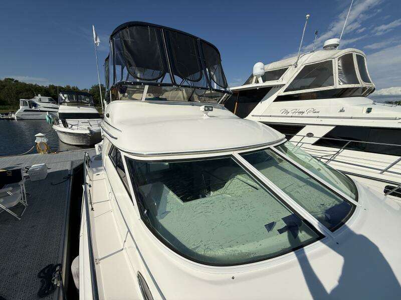 Sweet Spot 40ft Sea Ray Yacht For Sale