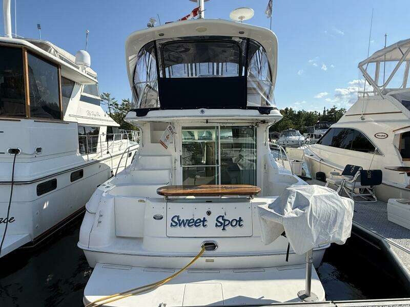 Sweet Spot 40ft Sea Ray Yacht For Sale