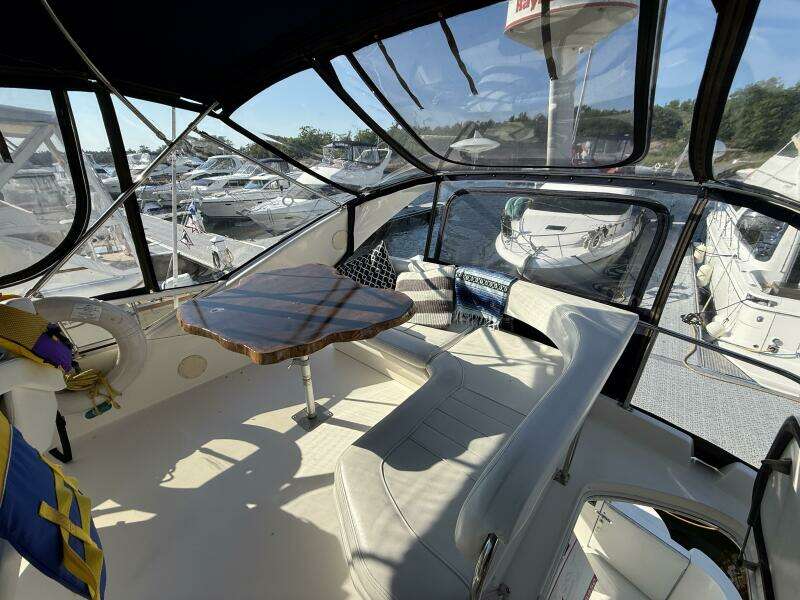 Sweet Spot 40ft Sea Ray Yacht For Sale