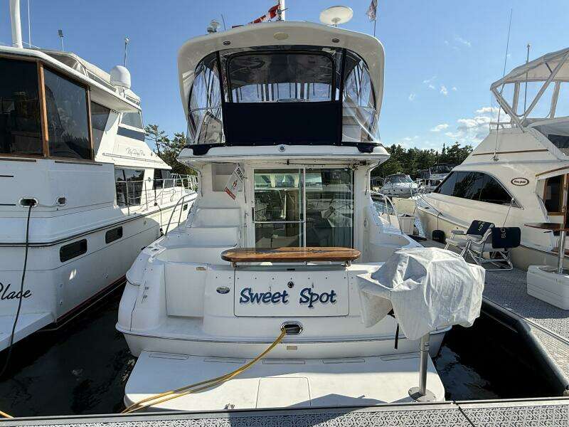 Sweet Spot 40ft Sea Ray Yacht For Sale