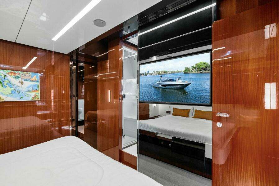 PHANTOM 56ft Riva Yacht For Sale