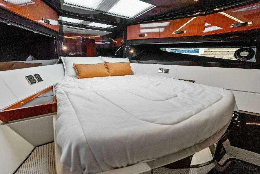 PHANTOM 56ft Riva Yacht For Sale