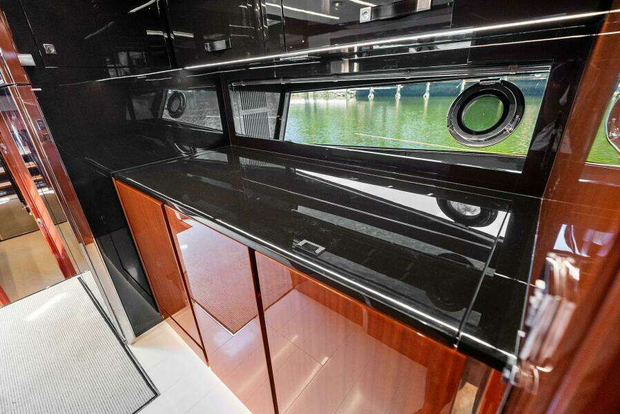 PHANTOM 56ft Riva Yacht For Sale