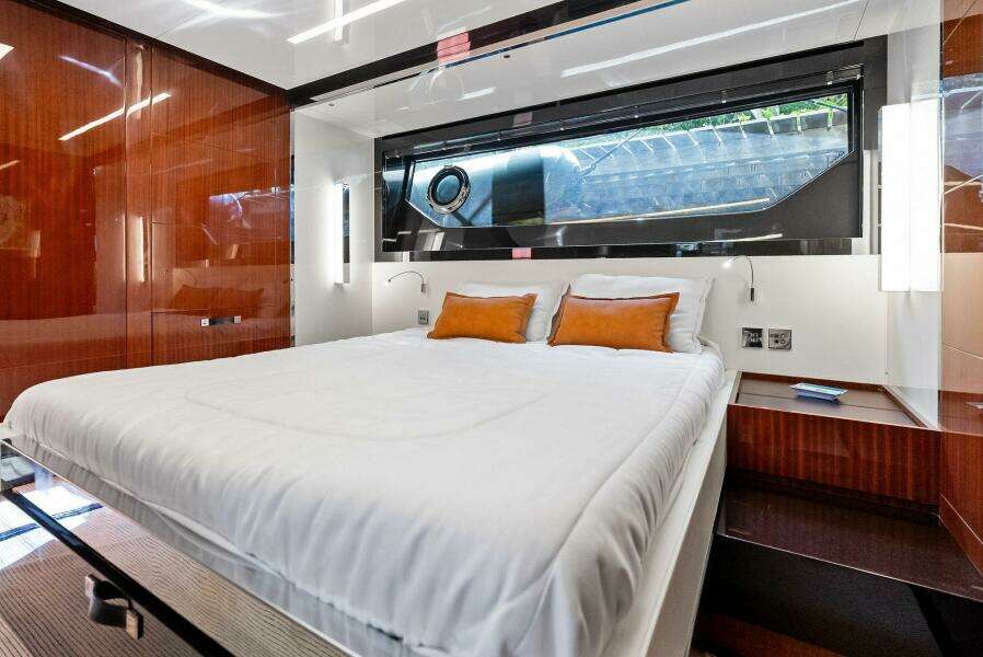 PHANTOM 56ft Riva Yacht For Sale