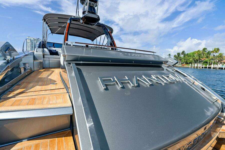 PHANTOM 56ft Riva Yacht For Sale