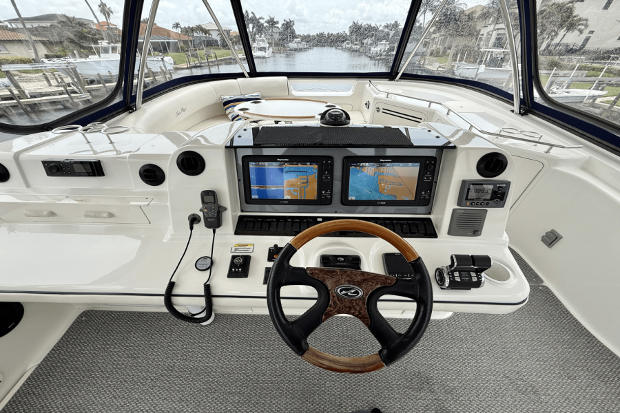 55ft Sea Ray Yacht For Sale