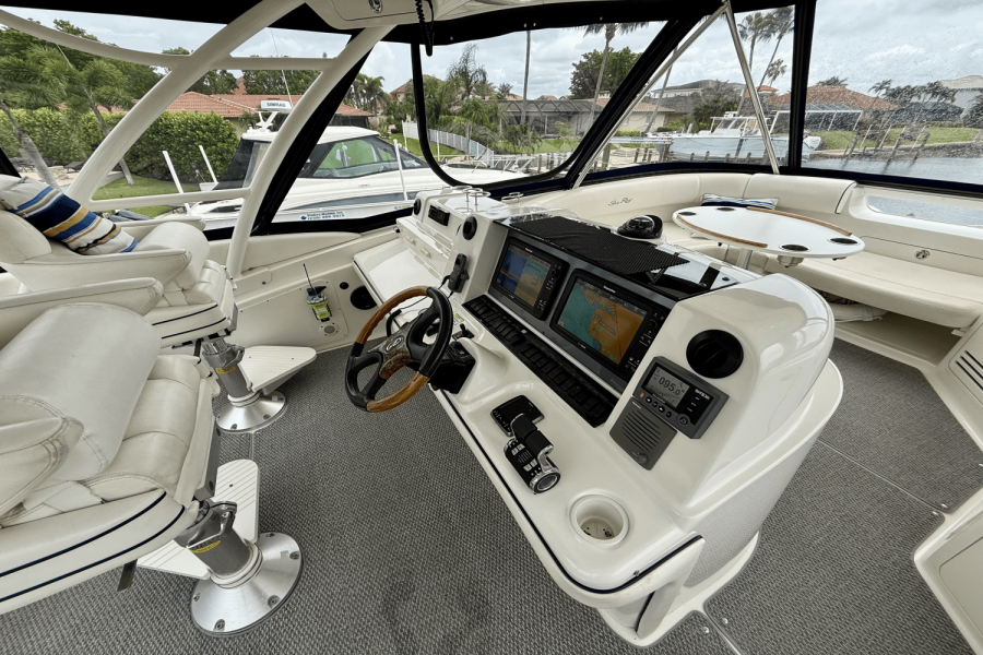 55ft Sea Ray Yacht For Sale