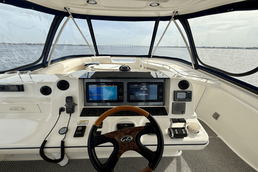 55ft Sea Ray Yacht For Sale