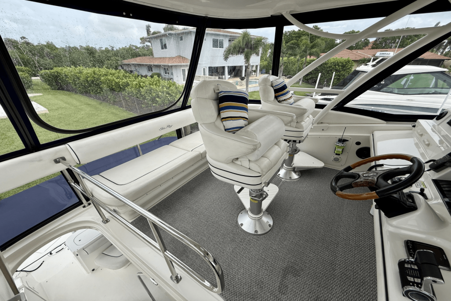 55ft Sea Ray Yacht For Sale