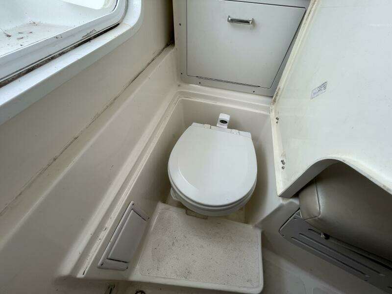 OFFLINE 23ft Polar Yacht For Sale