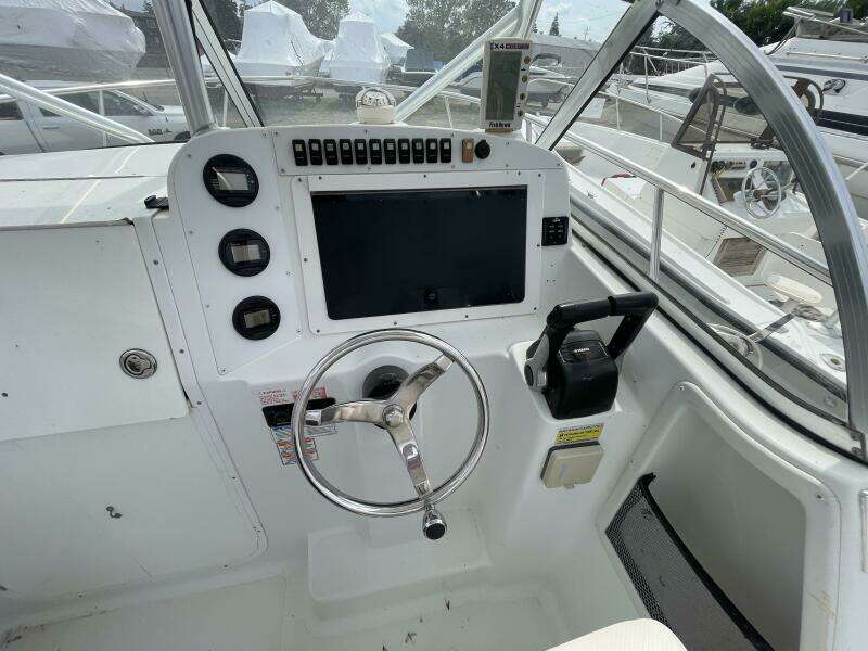 OFFLINE 23ft Polar Yacht For Sale