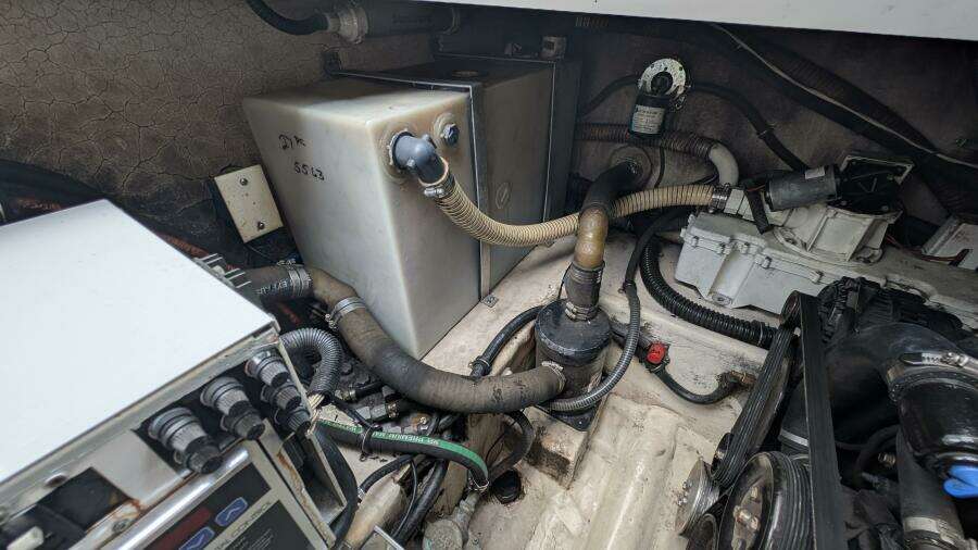 S E W  Nauti 27ft Formula Yacht For Sale