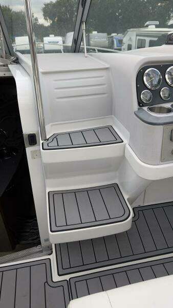 S E W  Nauti 27ft Formula Yacht For Sale