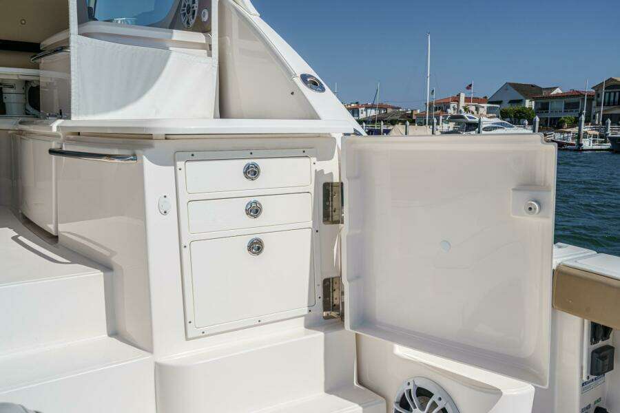 SEA WOLF 43ft Tiara Yachts Yacht For Sale SEA WOLF 43ft Tiara Yachts Yacht For Sale