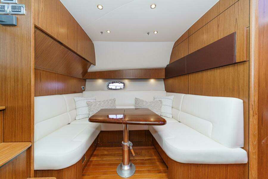 SEA WOLF 43ft Tiara Yachts Yacht For Sale SEA WOLF 43ft Tiara Yachts Yacht For Sale