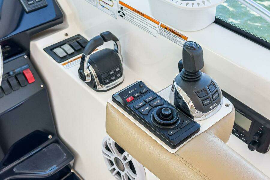 SEA WOLF 43ft Tiara Yachts Yacht For Sale SEA WOLF 43ft Tiara Yachts Yacht For Sale