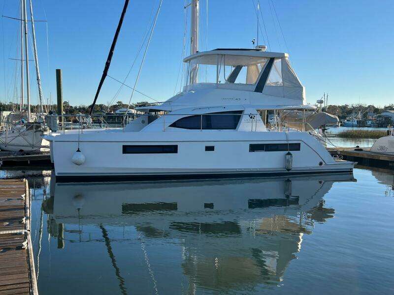 Frida Cat 43ft Leopard Yacht For Sale