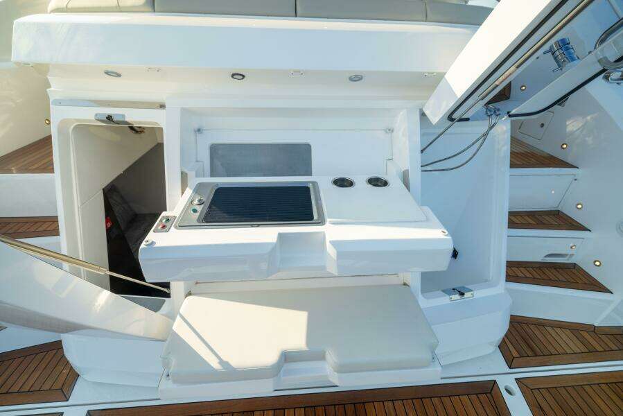 55ft Sunseeker Yacht For Sale