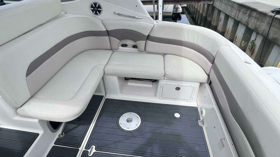 Menina Brasileira 33ft Chaparral Yacht For Sale