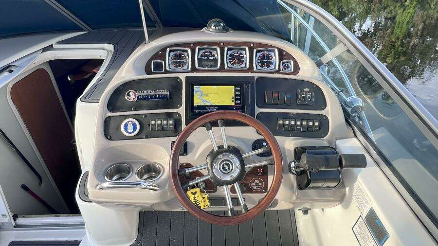 Menina Brasileira 33ft Chaparral Yacht For Sale