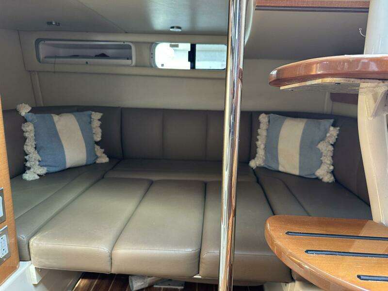 Menina Brasileira 33ft Chaparral Yacht For Sale
