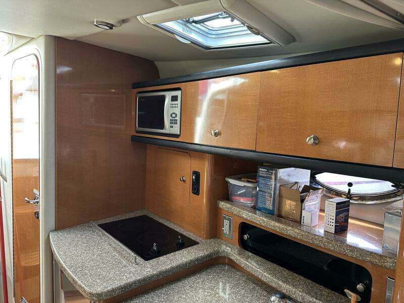 Menina Brasileira 33ft Chaparral Yacht For Sale