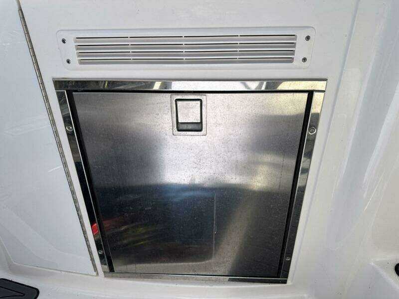 Menina Brasileira 33ft Chaparral Yacht For Sale