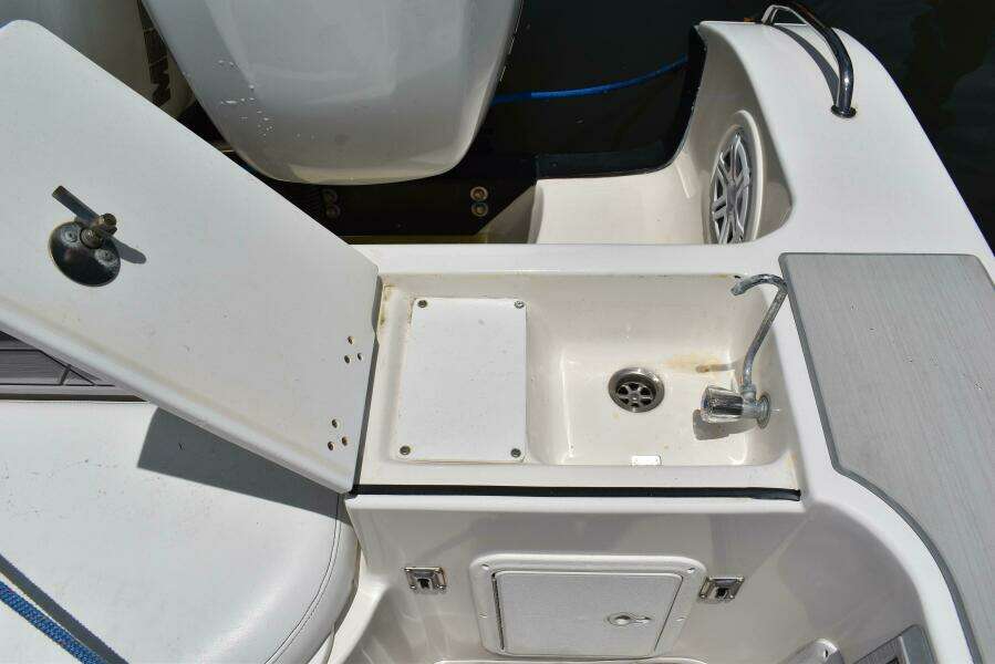 Harry s Dream 38ft Fountain Yacht For Sale