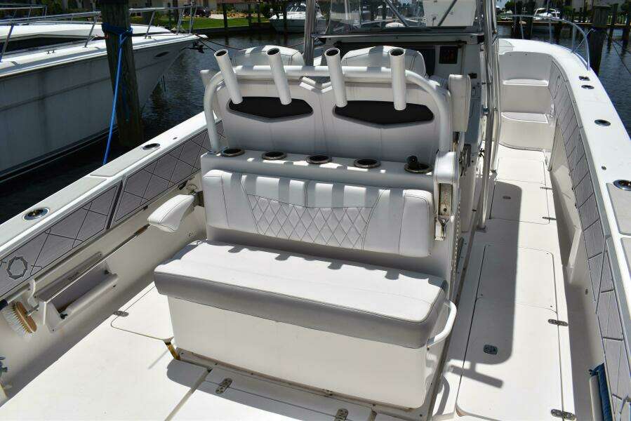 Harry s Dream 38ft Fountain Yacht For Sale