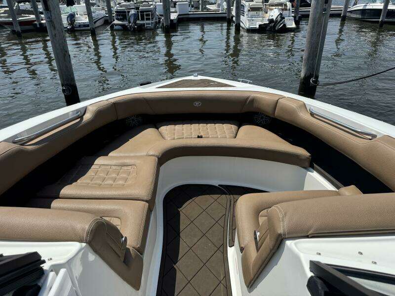30ft Cobalt Yacht For Sale