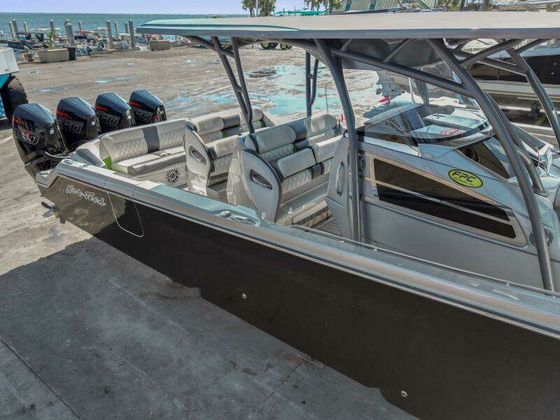 39ft Nor Tech Yacht For Sale
