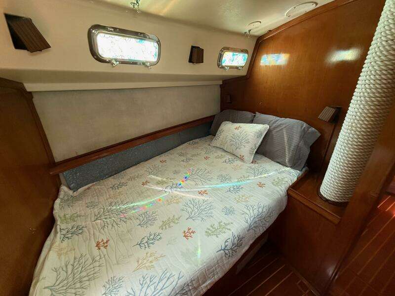 Moonsplash 38ft Island Packet Yacht For Sale