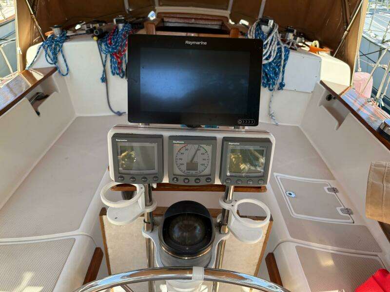 Moonsplash 38ft Island Packet Yacht For Sale