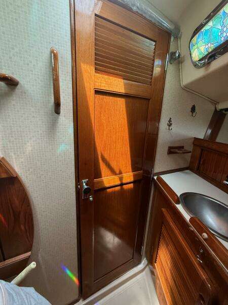 Moonsplash 38ft Island Packet Yacht For Sale